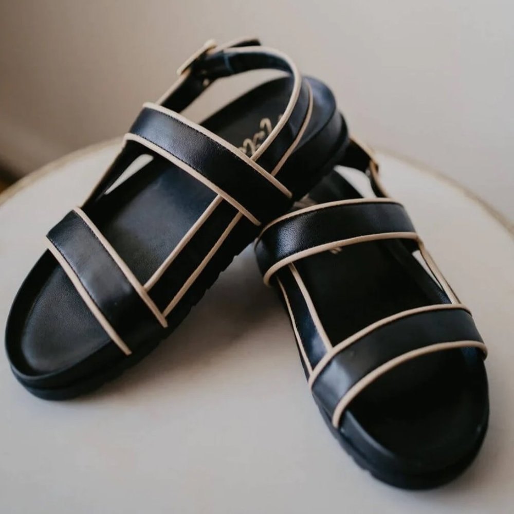 MATISSE NIB Light Years Footbed Sandals